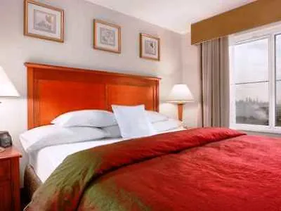 Homewood Suites By Hilton Edgewater-Nyc Area Hotel